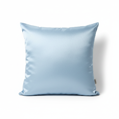housse coussin satin bleu clair