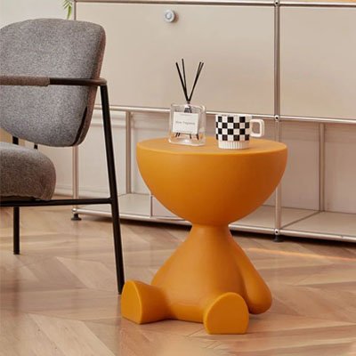 table d'appoint jaune
